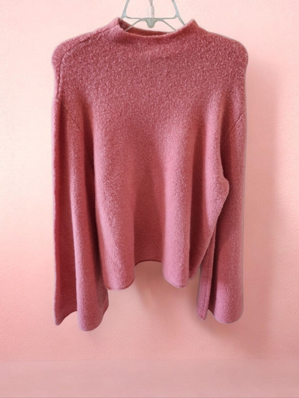 Forever 21 Pink Mock Neck Oversized Sweater Fluffy Textured Knit Size Med.
